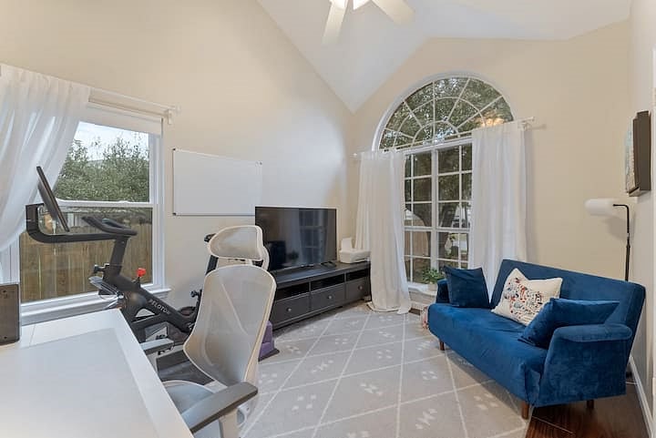 Furnished Finder property 813305_1 photo 24
