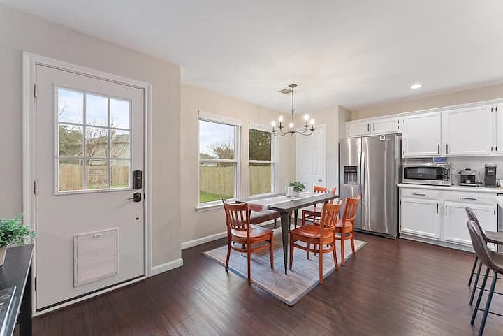 Furnished Finder property 813305_1 photo 12