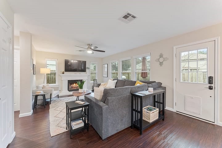 Furnished Finder property 813305_1 photo 5