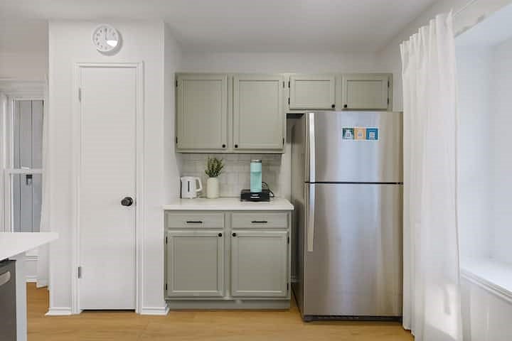 Furnished Finder property 813306_1 photo 10
