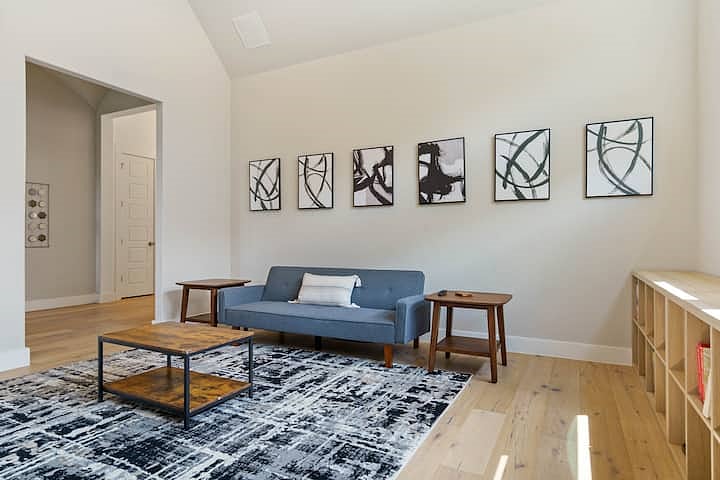 Furnished Finder property 813307_1 photo 13