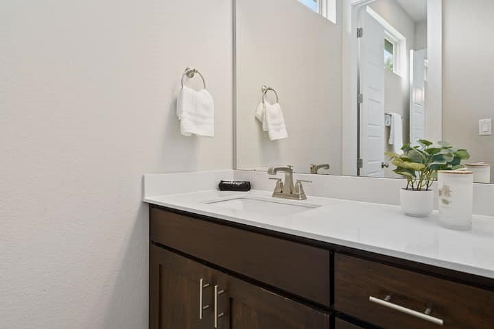 Furnished Finder property 813307_1 photo 31