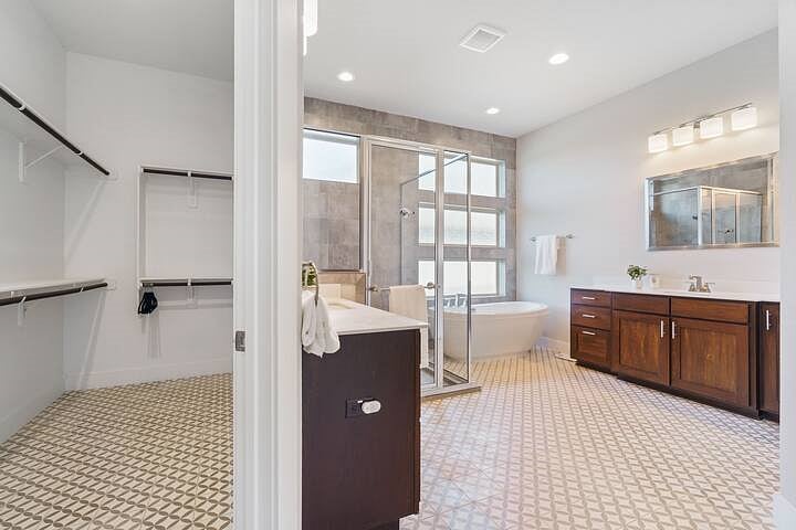 Furnished Finder property 813307_1 photo 32