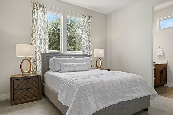 Furnished Finder property 813307_1 photo 26