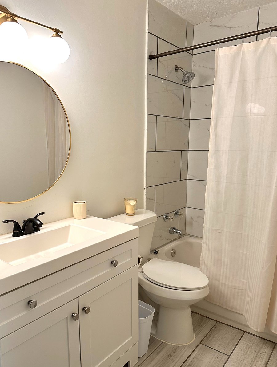 Private bathroom for primary/largest room.