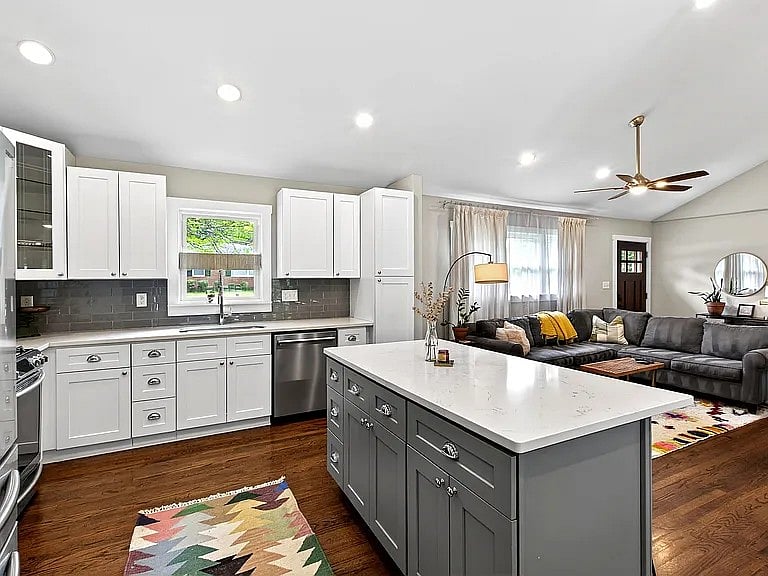 Furnished Finder property 813374_1 photo 7