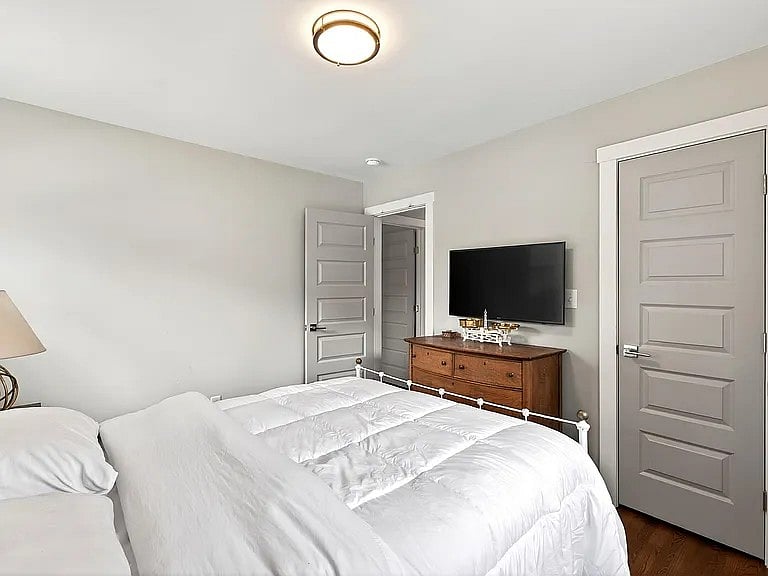 Furnished Finder property 813374_1 photo 17