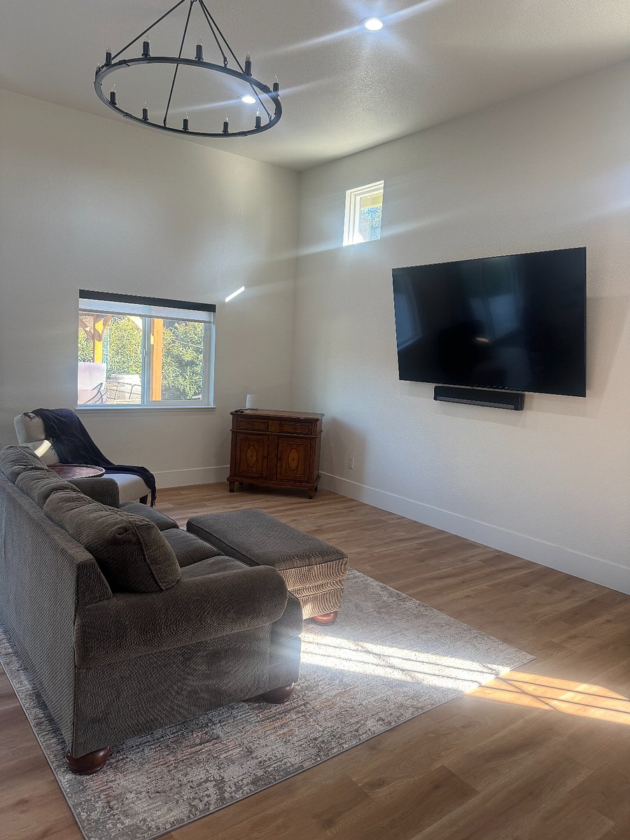 Furnished Finder property 813395_1 photo 2