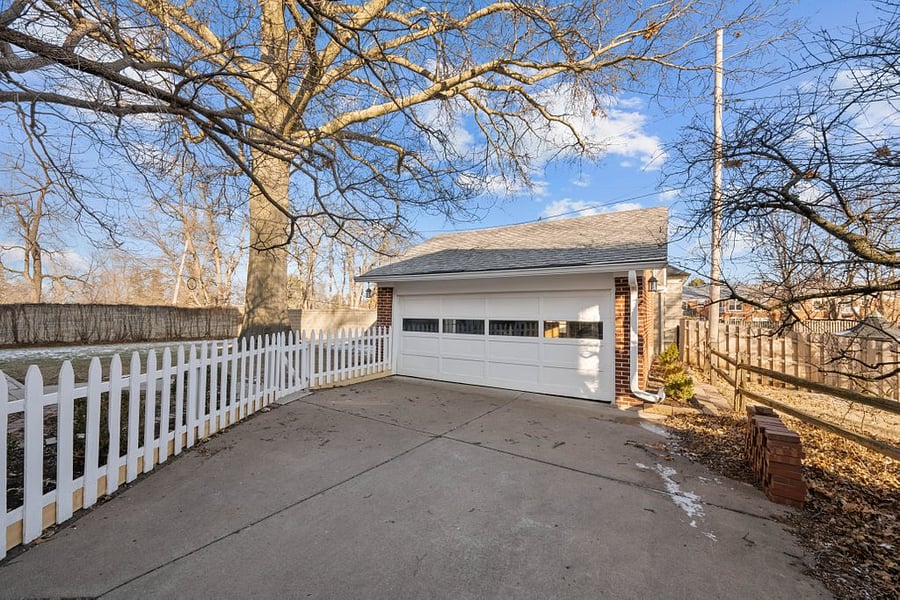 Furnished Finder property 813408_1 photo 35
