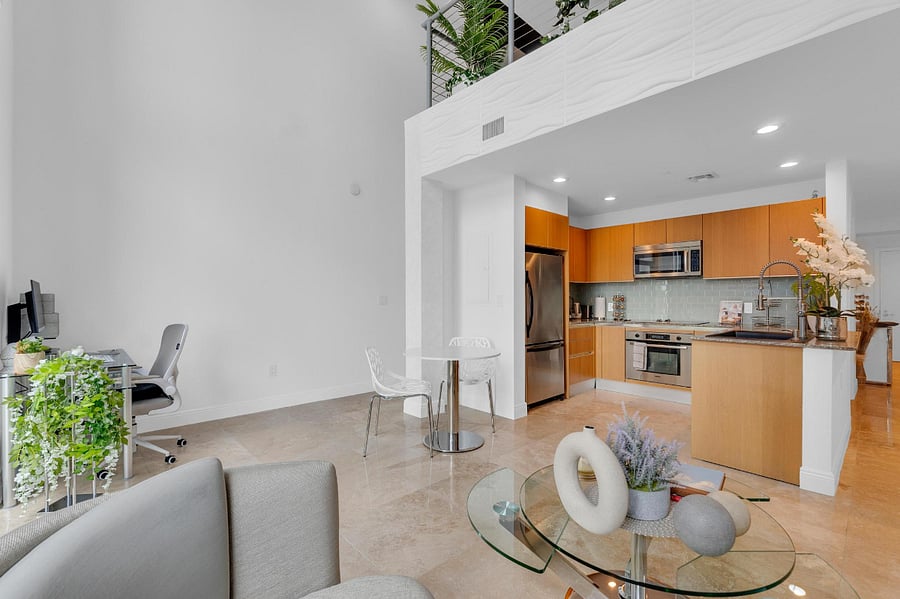 Furnished Finder property 813420_1 photo 1