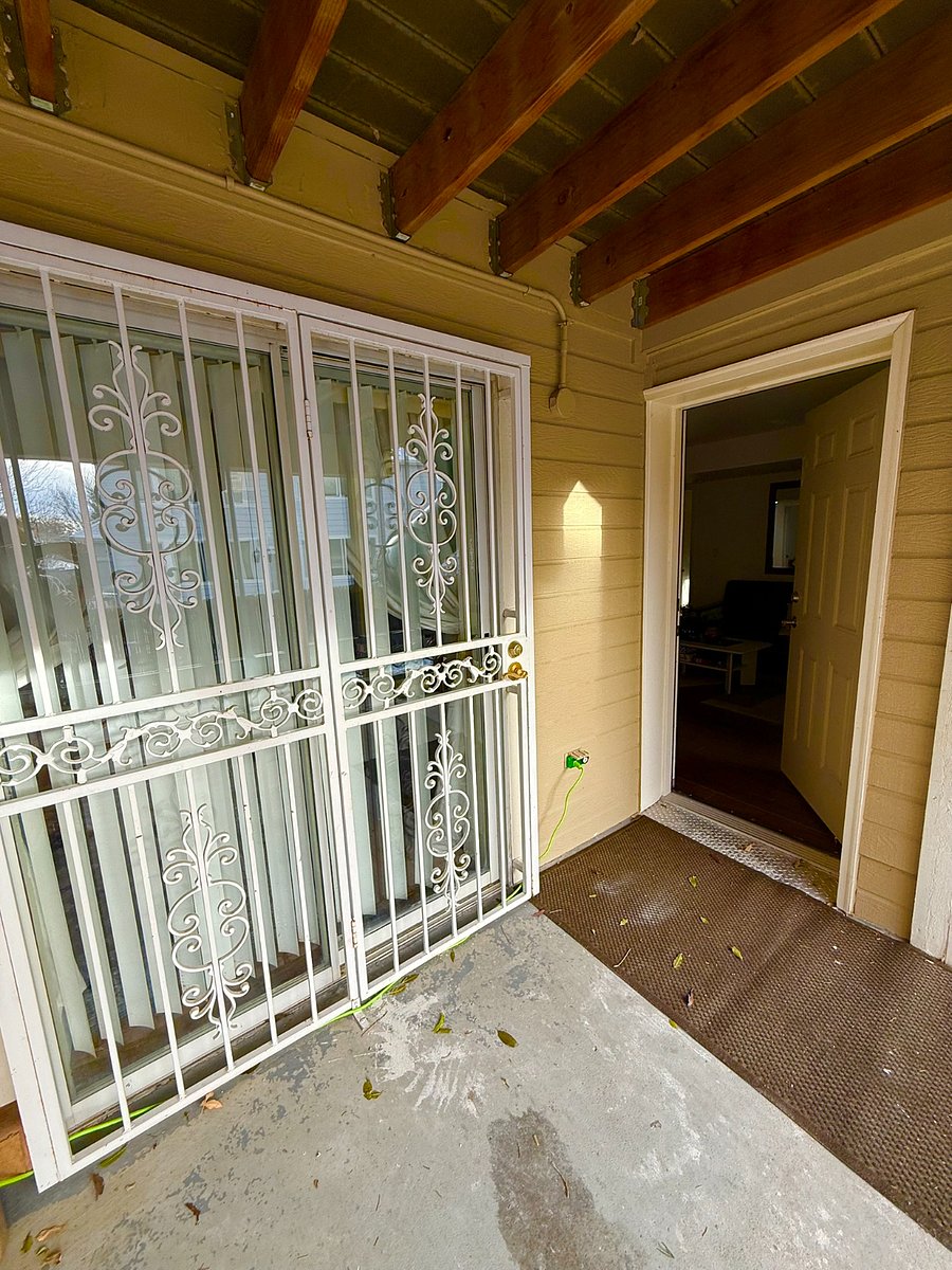 Furnished Finder property 813425_1 photo 33