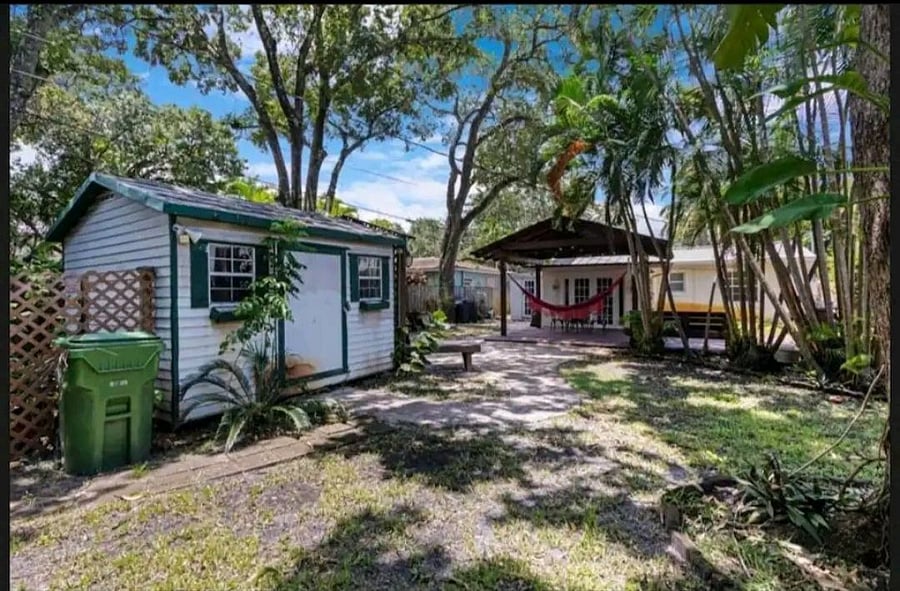 Furnished Finder property 813474_1 photo 33