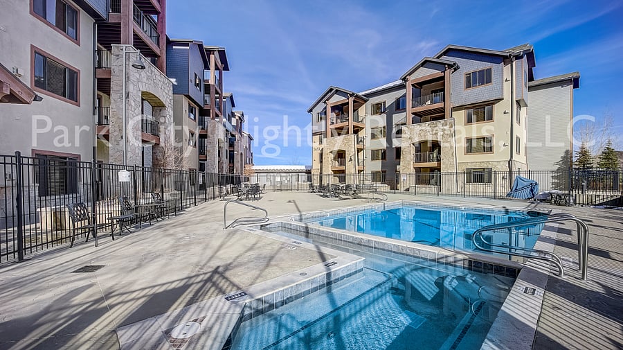 Furnished Finder property 813496_5 photo 16
