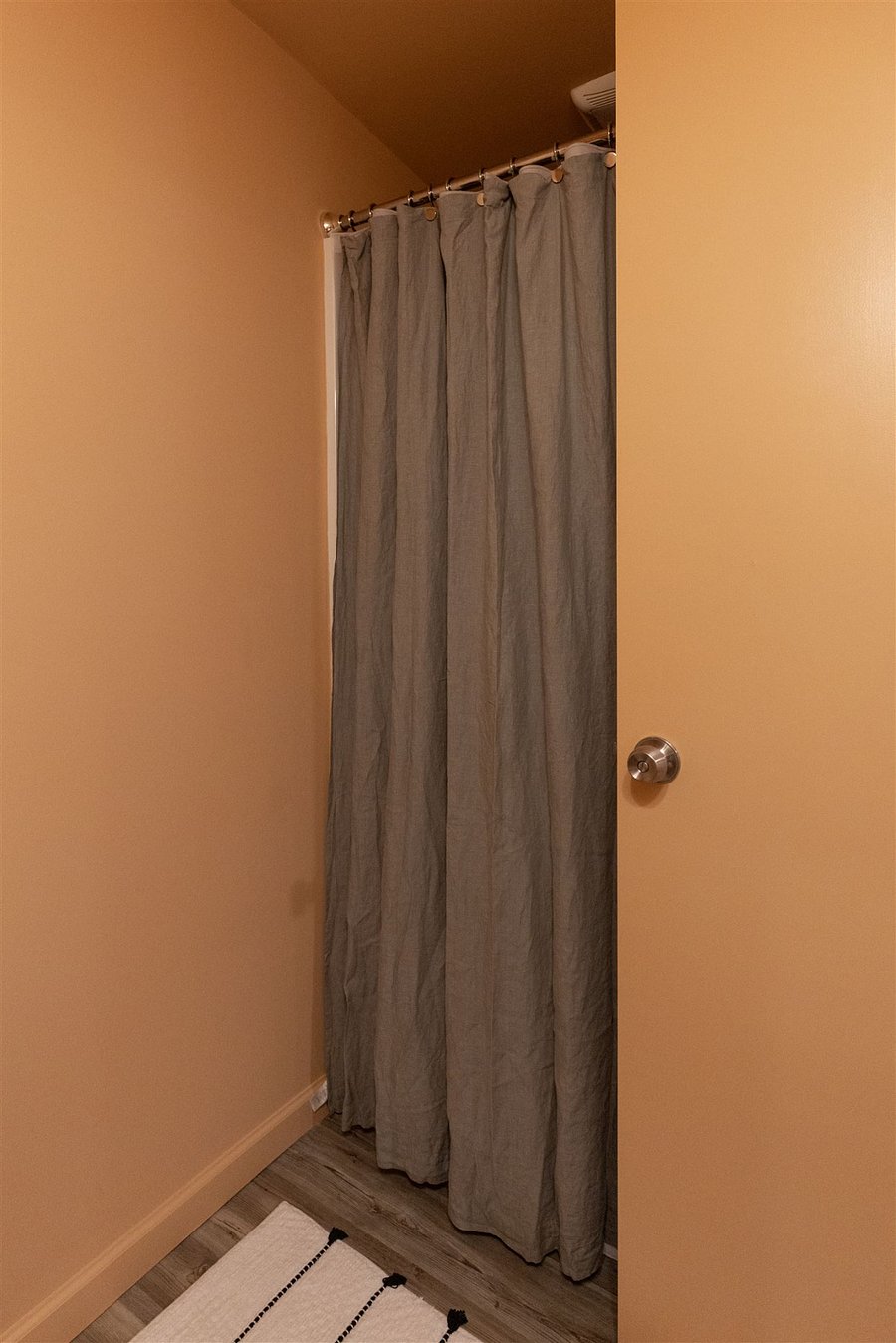 Furnished Finder property 813497_1 photo 16