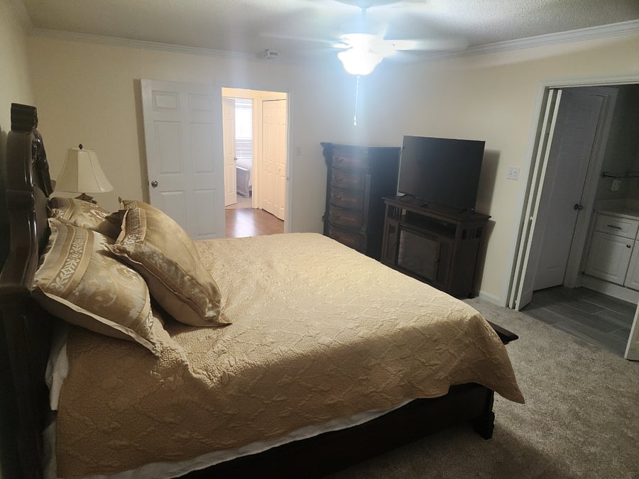 Furnished Finder property 813511_1 photo 8