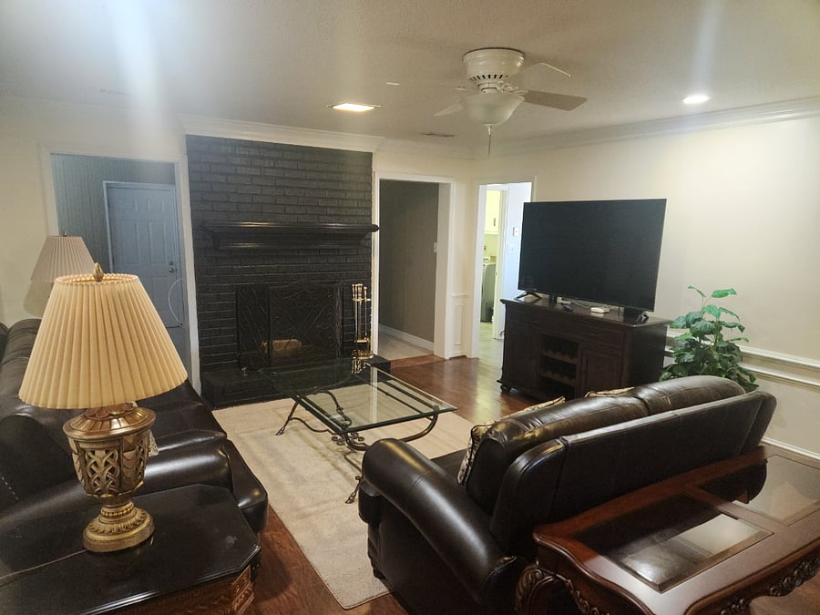 Furnished Finder property 813511_1 photo 17