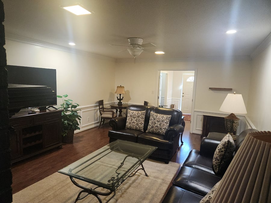 Furnished Finder property 813511_1 photo 18