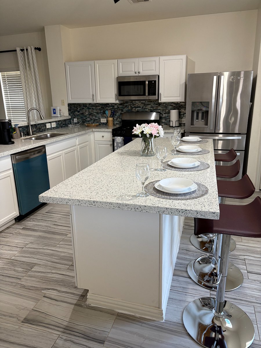 Furnished Finder property 813516_1 photo 9