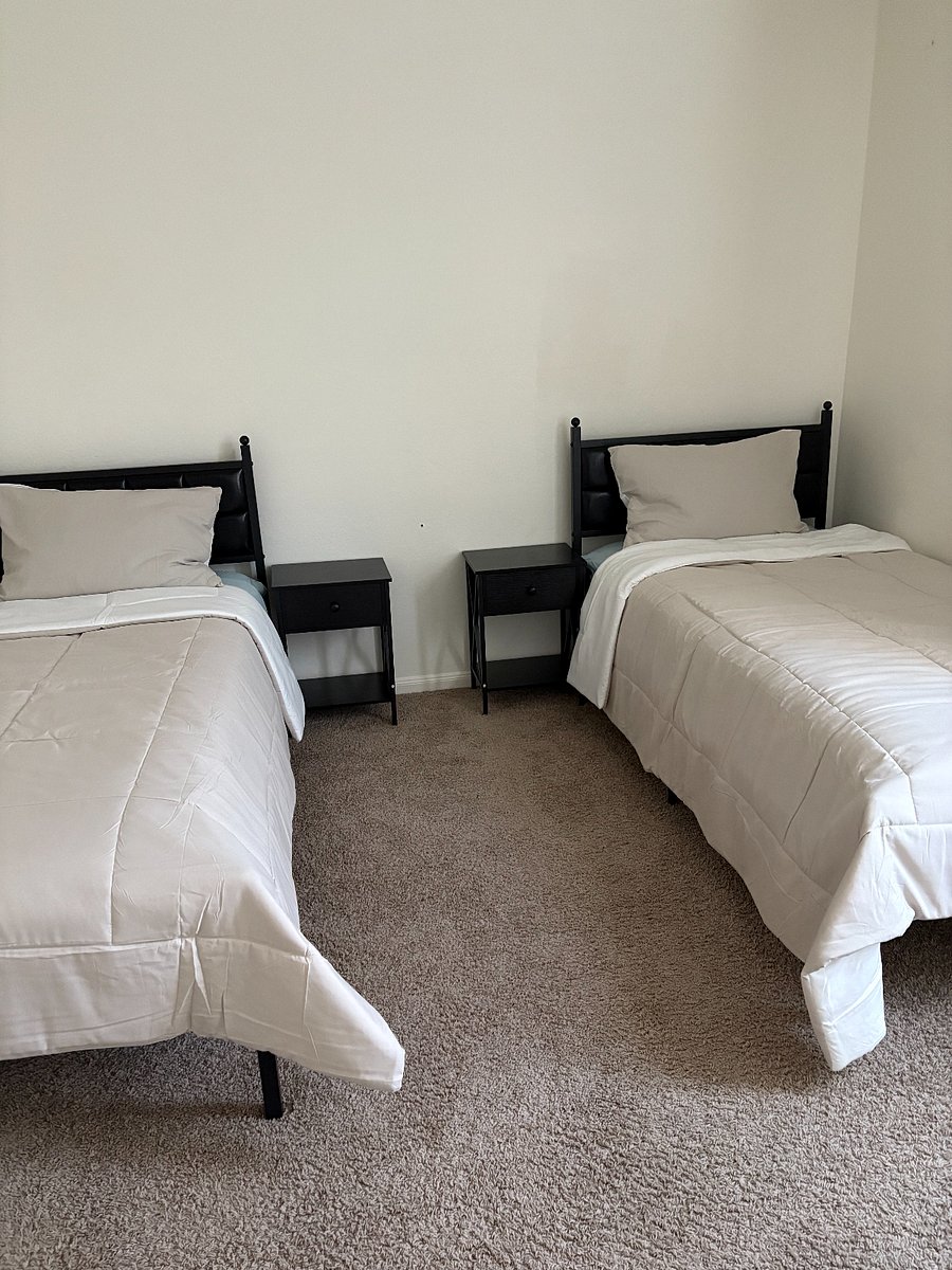 Furnished Finder property 813516_1 photo 11