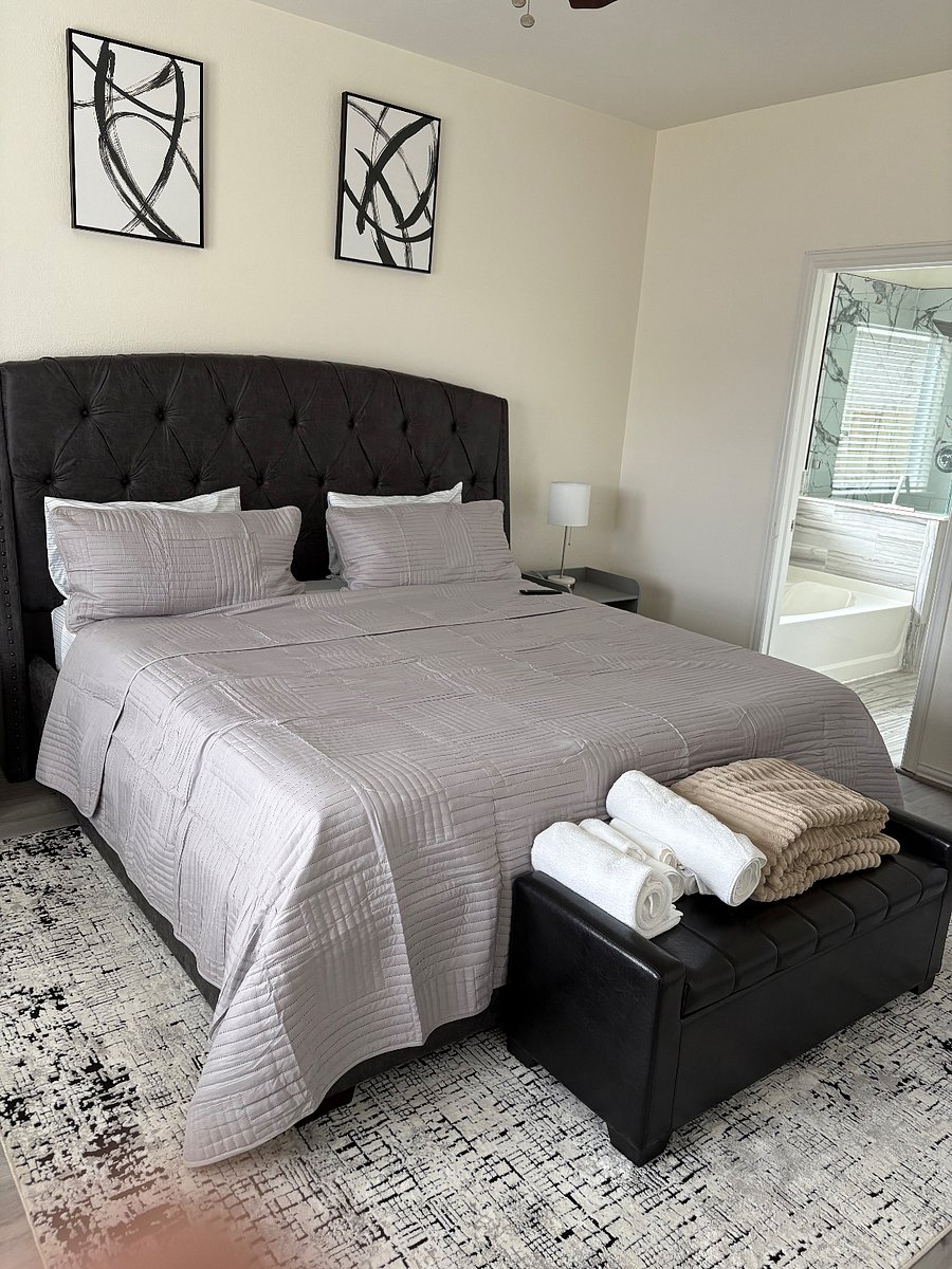 Furnished Finder property 813516_1 photo 22