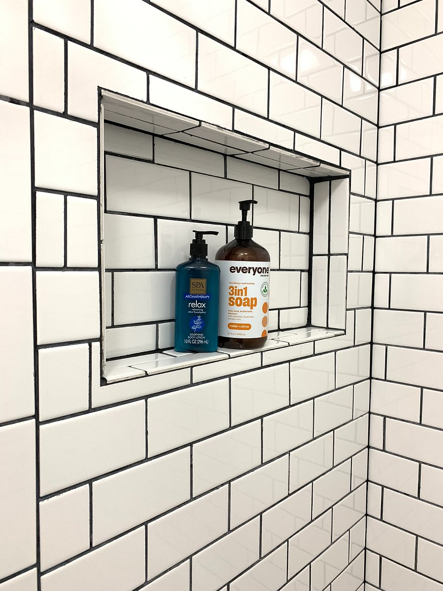 En suite bathroom - Enjoy daily rituals with fresh towels and bath amenities.