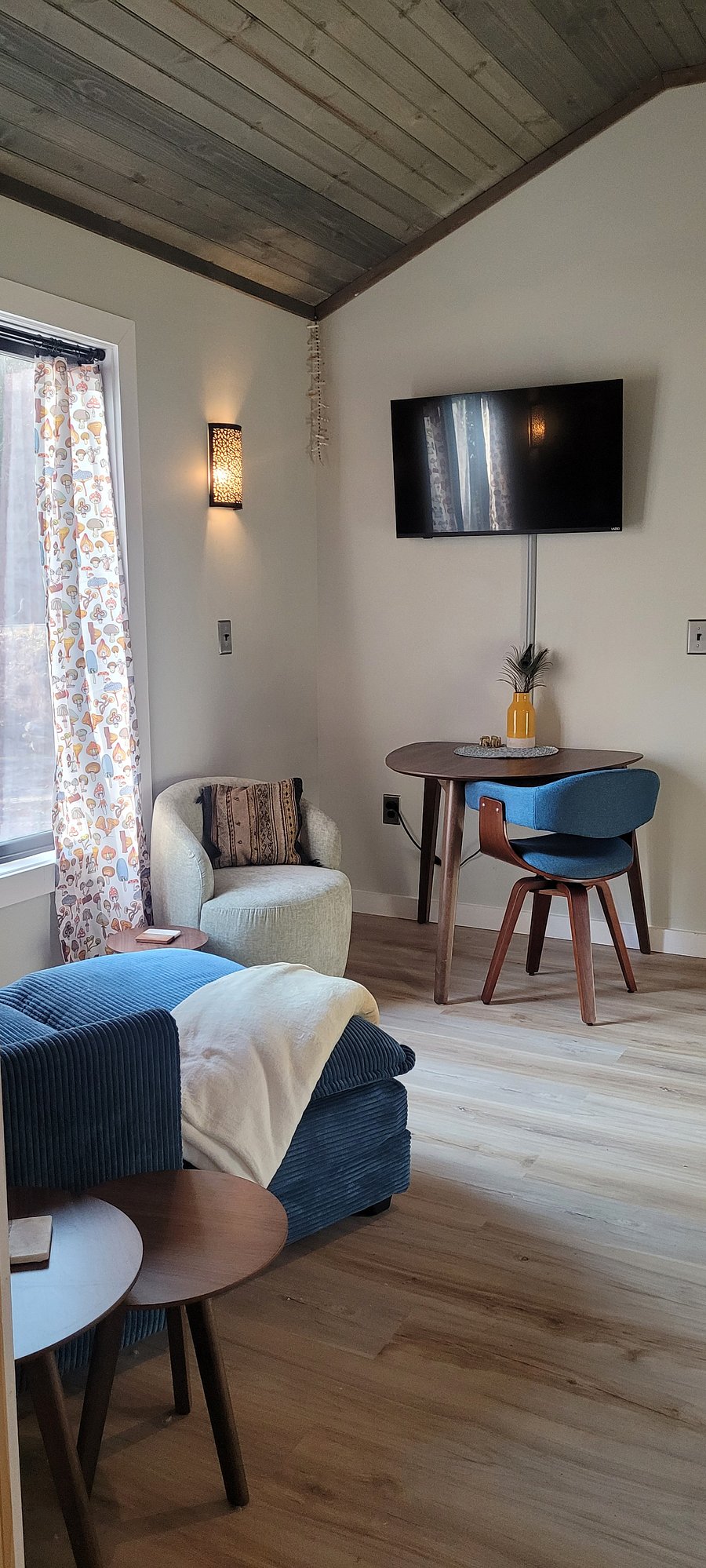 Furnished Finder property 813550_1 photo 3
