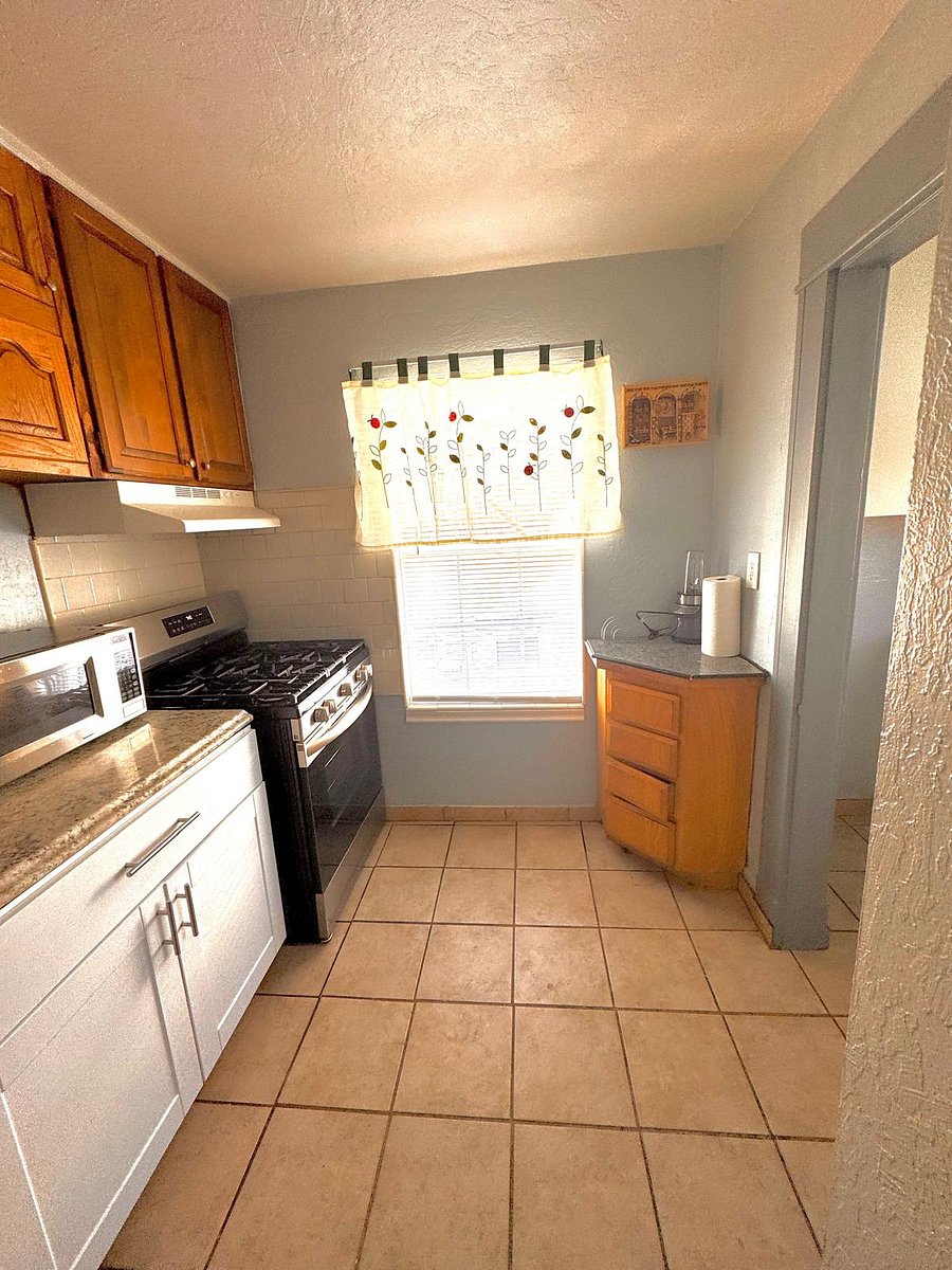 Furnished Finder property 813605_1 photo 8