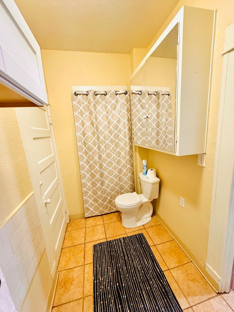 Furnished Finder property 813605_1 photo 12