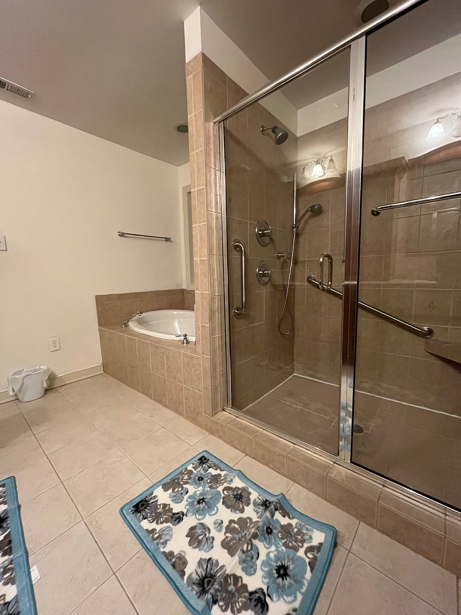 Furnished Finder property 813618_1 photo 3