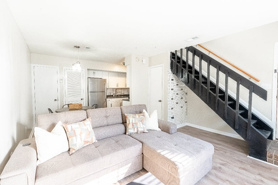 Furnished Finder property 813626_1 photo 6