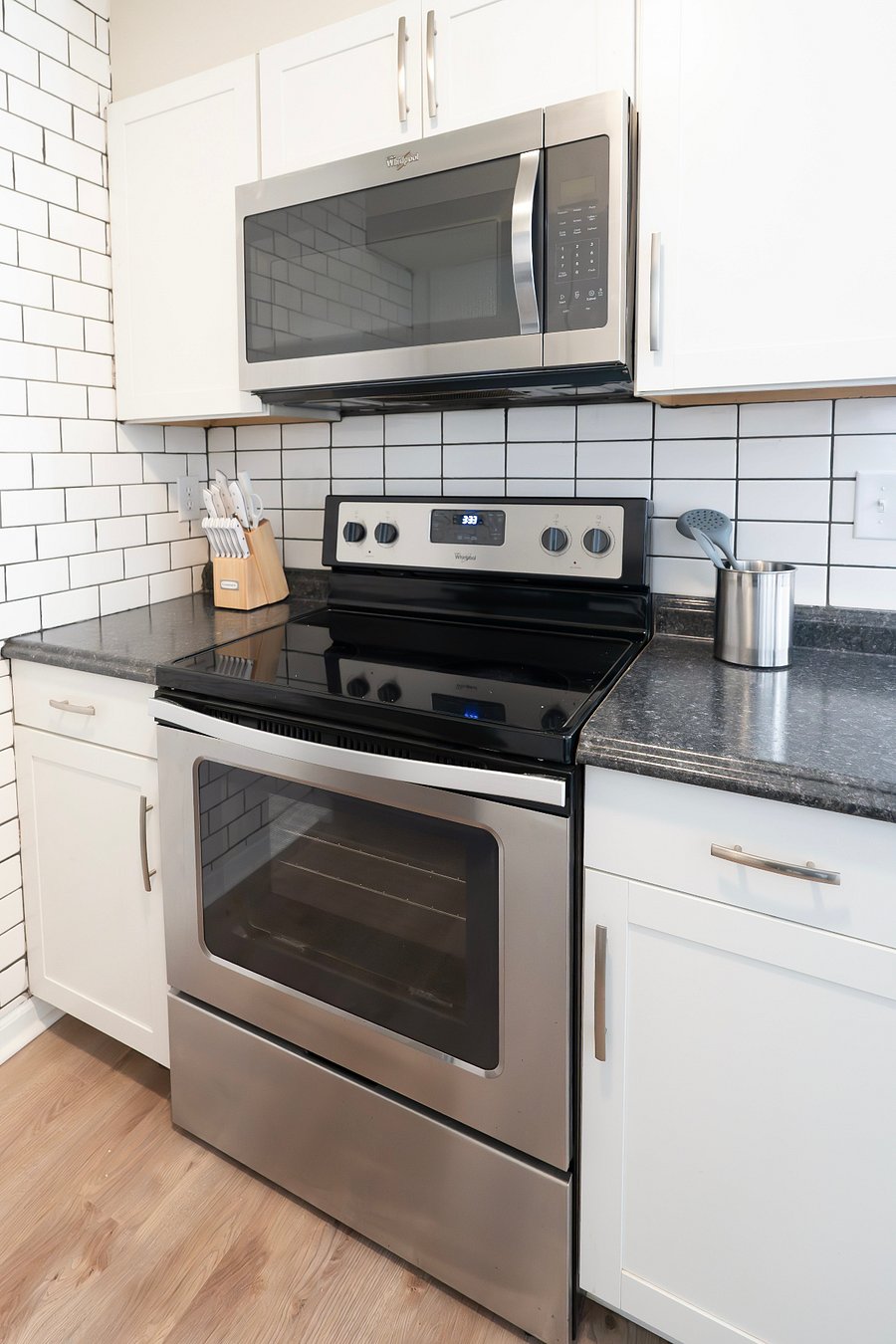 Furnished Finder property 813626_1 photo 15