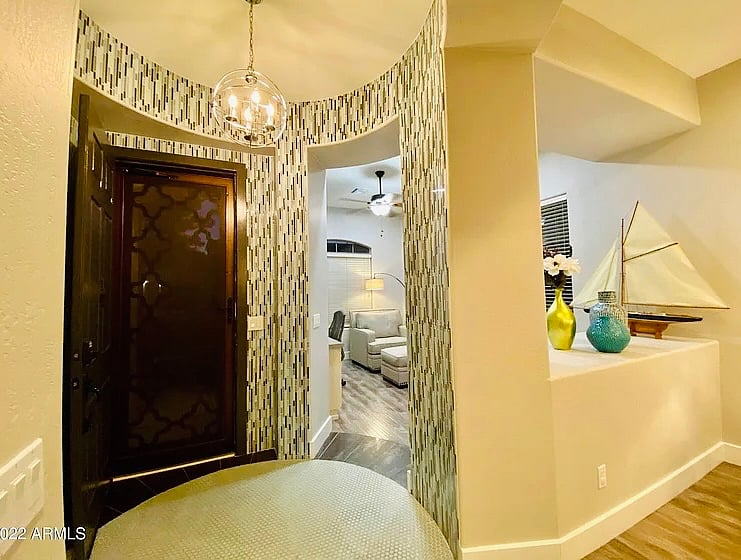 Furnished Finder property 813627_1 photo 3