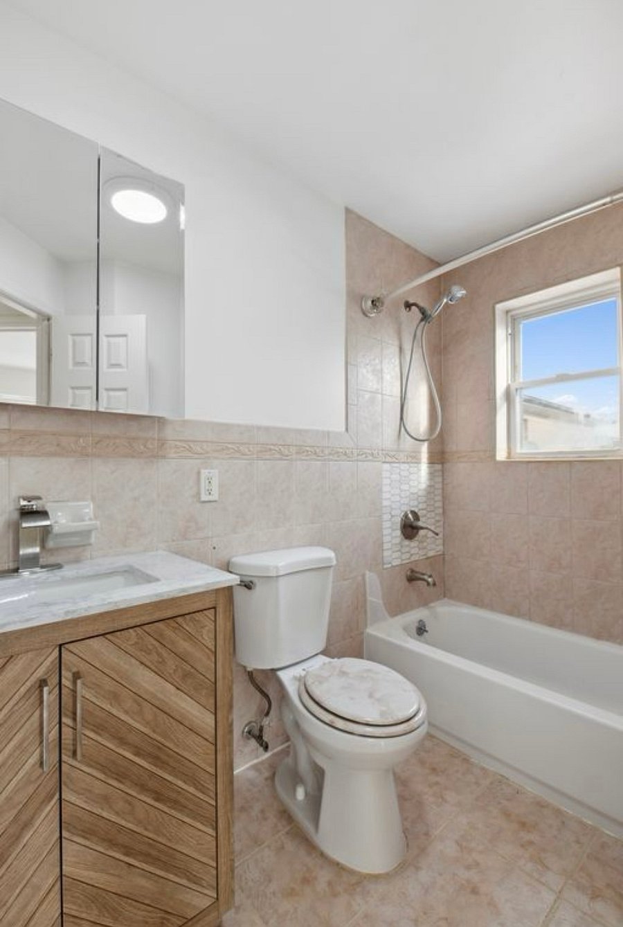 Furnished Finder property 813640_1 photo 7