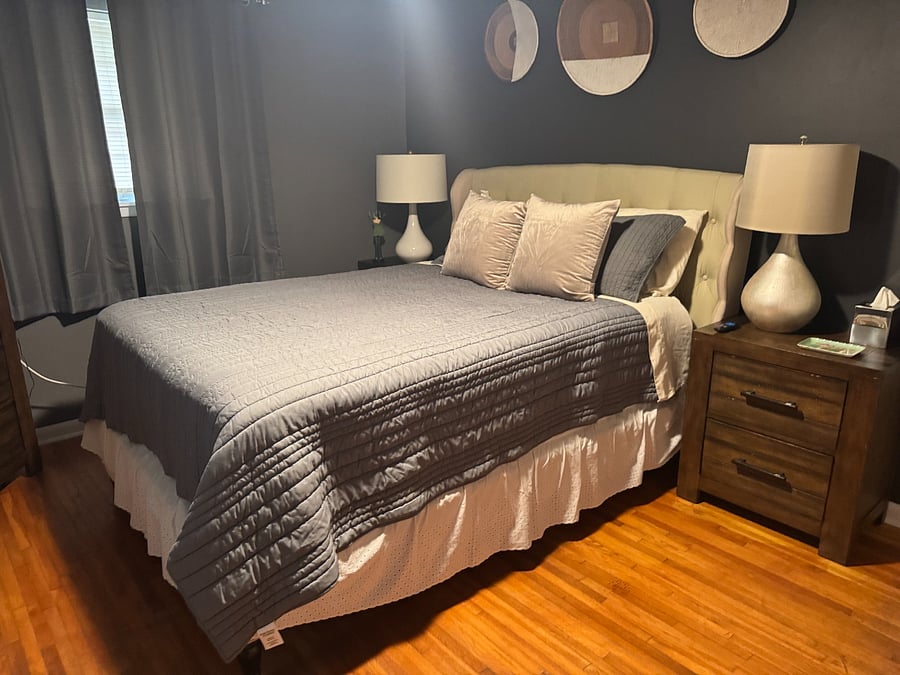 3rd Bedroom - Queen-size bed.
