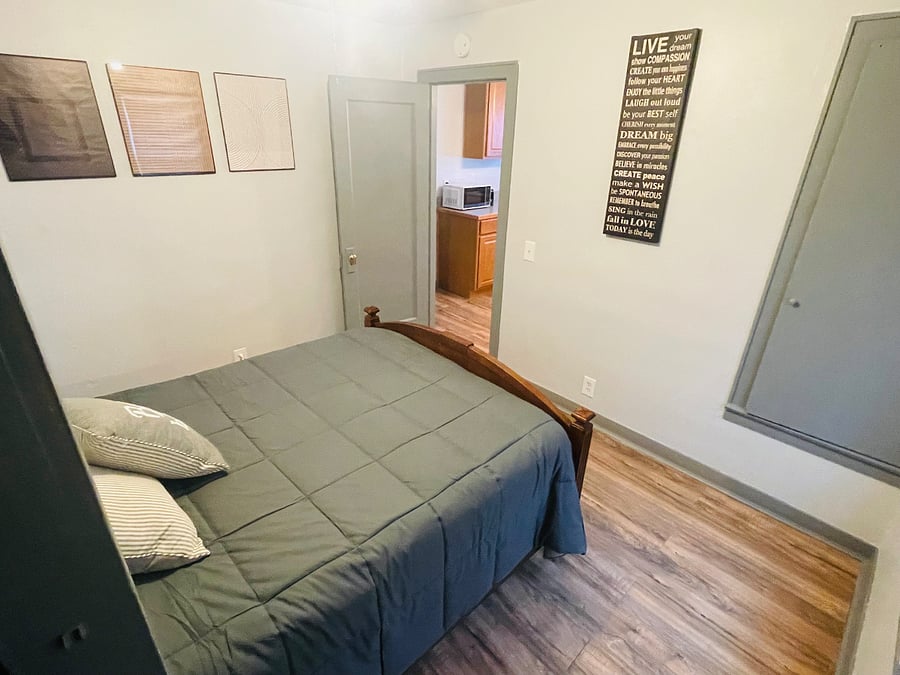 Furnished Finder property 813687_1 photo 7