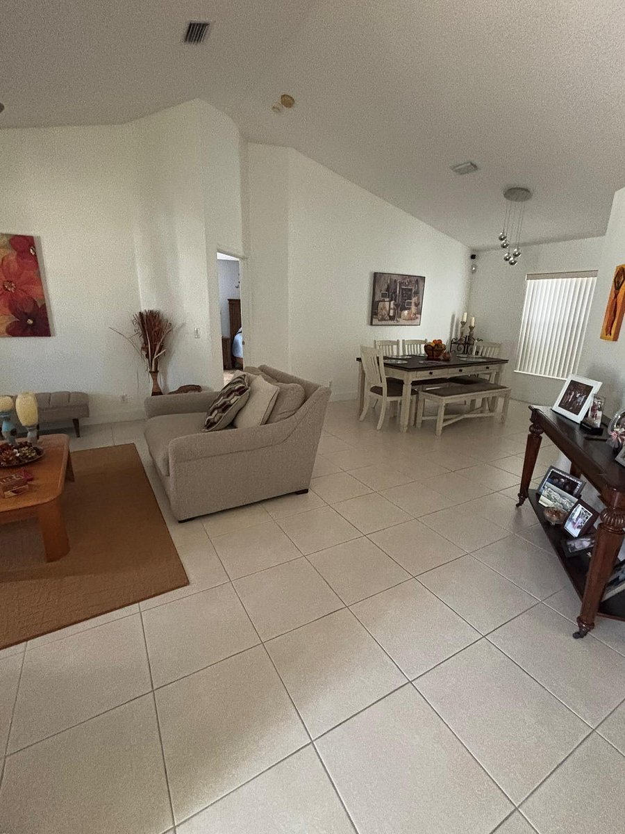 Furnished Finder property 813699_1 photo 9