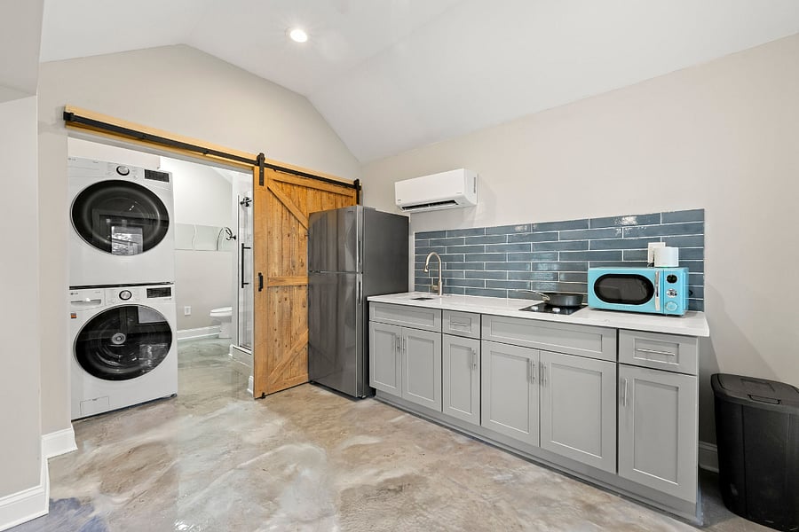 Furnished Finder property 813721_1 photo 9