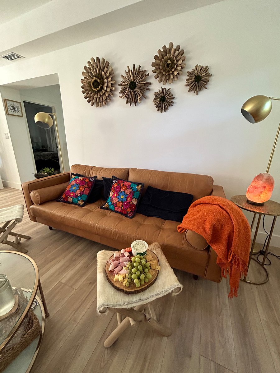 Furnished Finder property 813746_1 photo 3