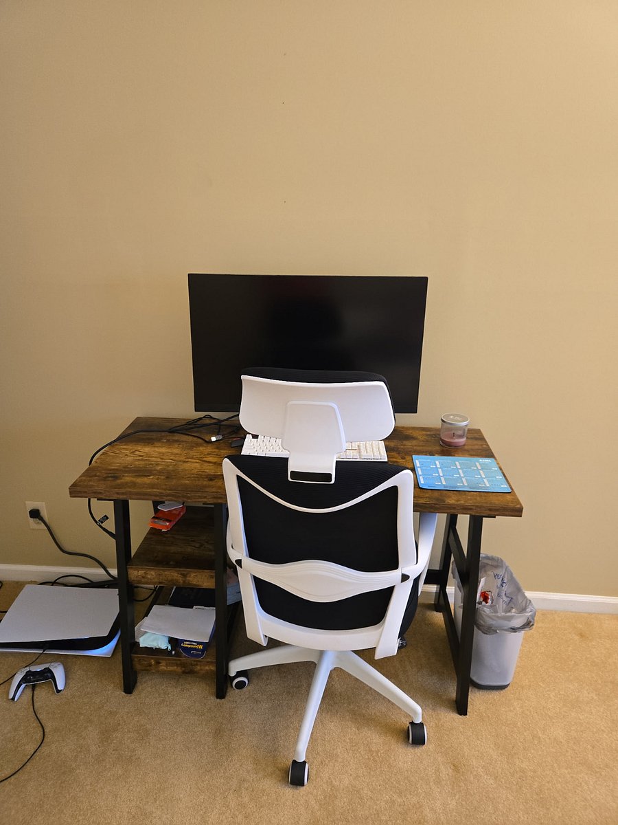 Desk from bedroom #3