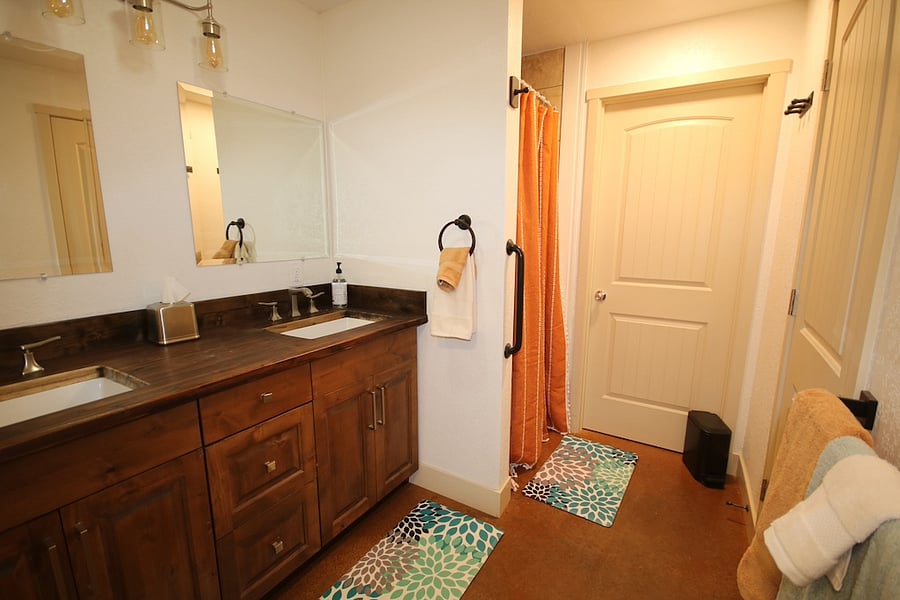 Dual Sinks in Large Bathroom