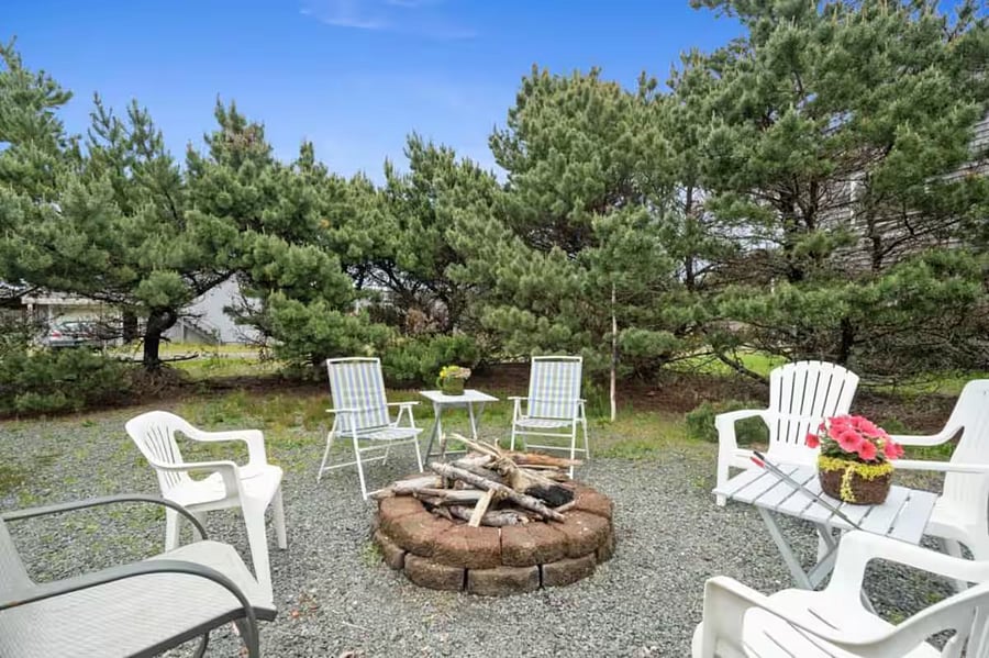 Furnished Finder property 813813_1 photo 9