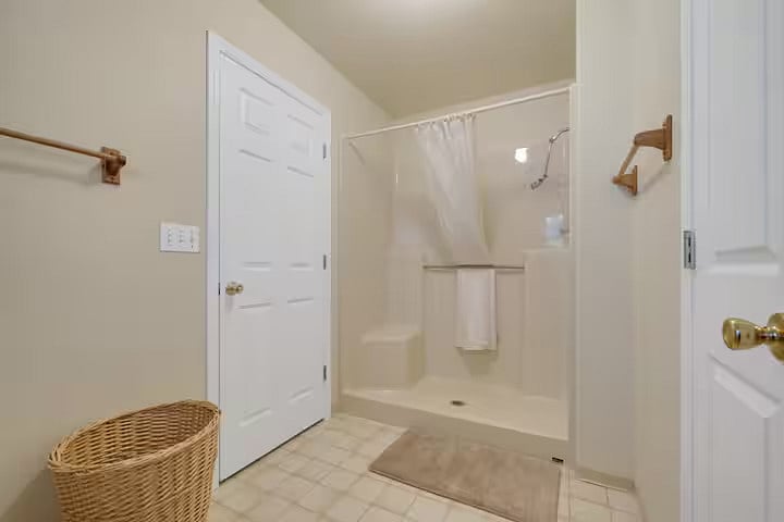 Furnished Finder property 813813_1 photo 11