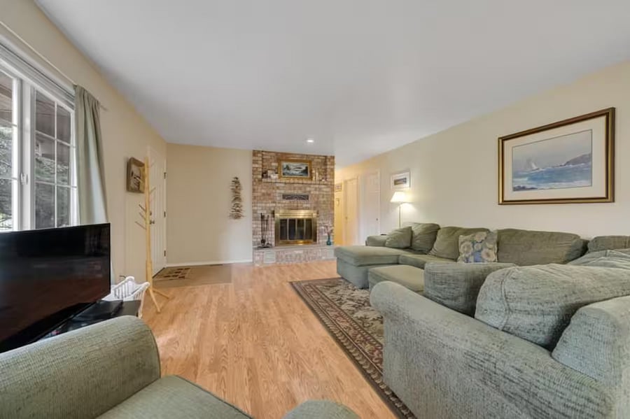 Furnished Finder property 813813_1 photo 16