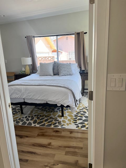 Furnished Finder property 813863_1 photo 9