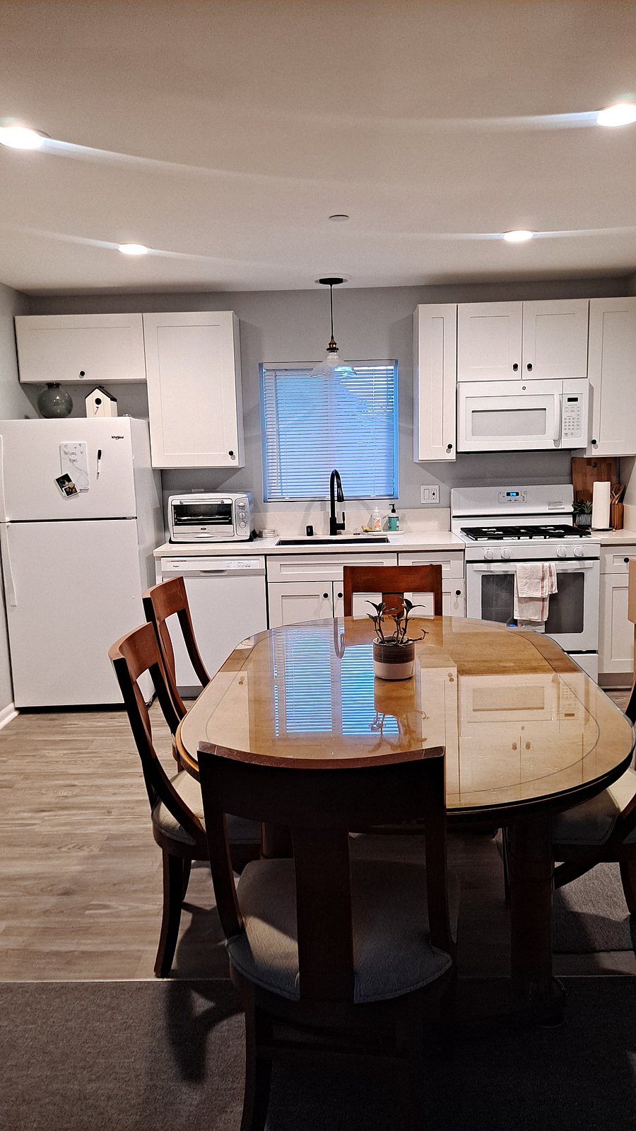 Furnished Finder property 813887_1 photo 7