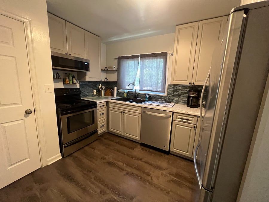 Furnished Finder property 813924_1 photo 9