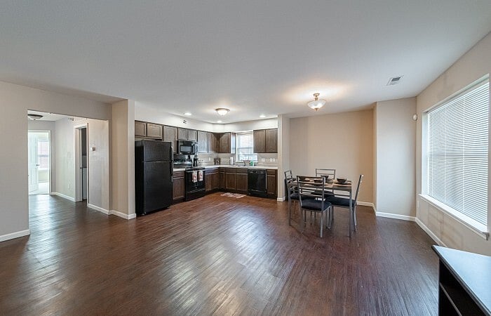 Furnished Finder property 814005_1 photo 16