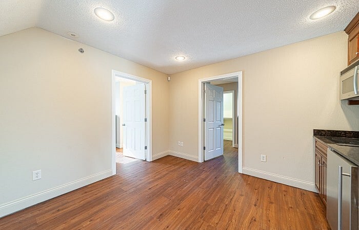 Furnished Finder property 814005_1 photo 20