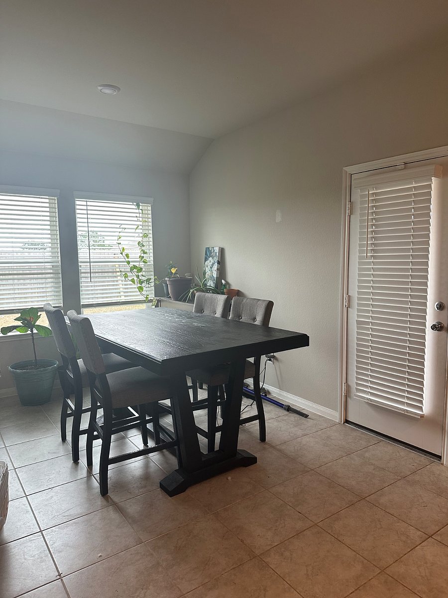 Furnished Finder property 814170_1 photo 3