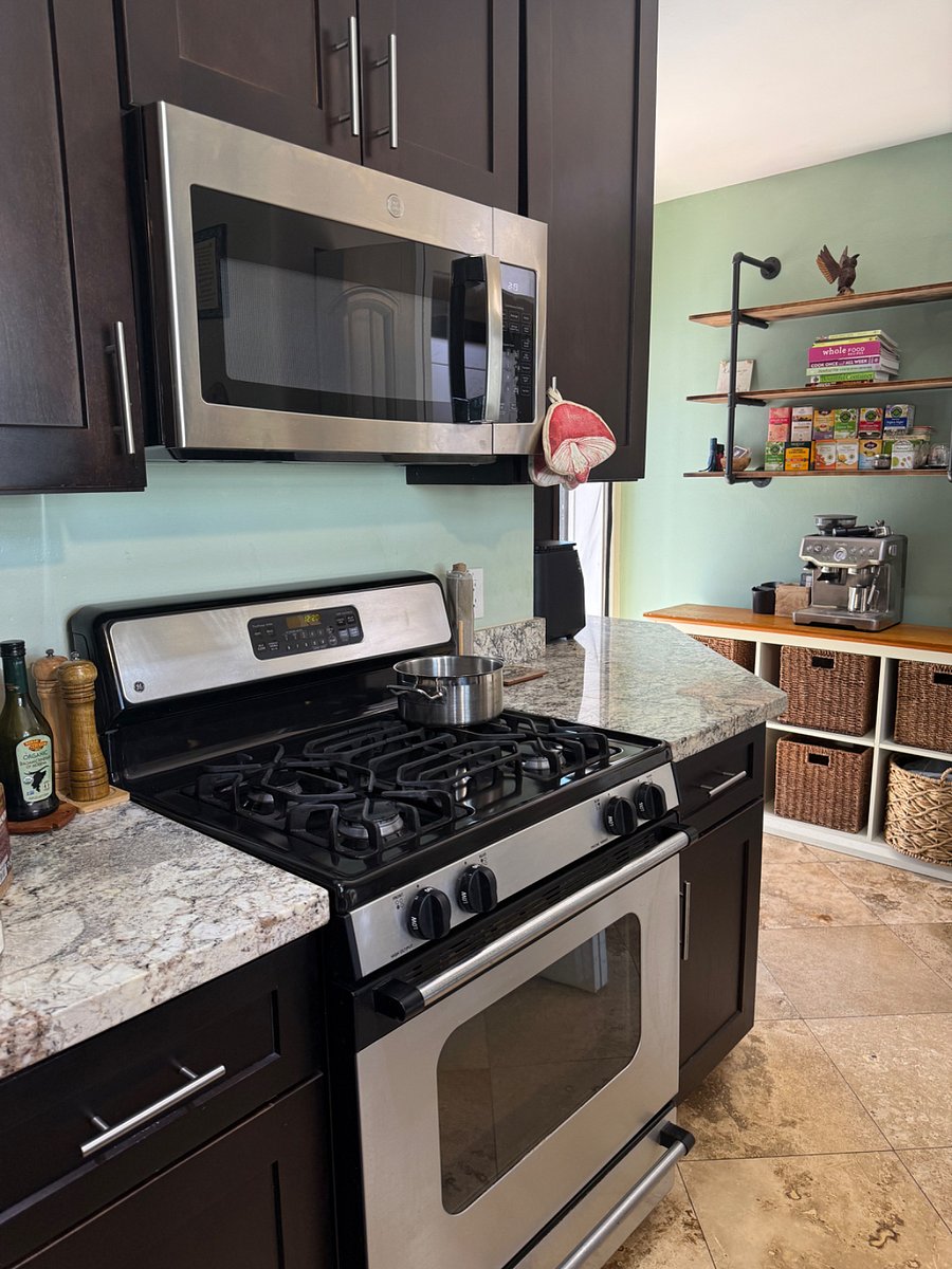 Gas stove and oven, microwave, air fryer, and lots of cabinet space for food storage.
Coffee and tea bar with herbal and caffeinated teas provided.